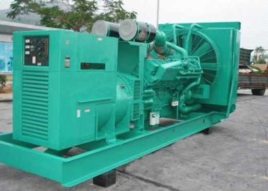 巫溪75kw康明斯柴油发电车出租